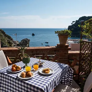 2* Hotel Villino Gallodoro